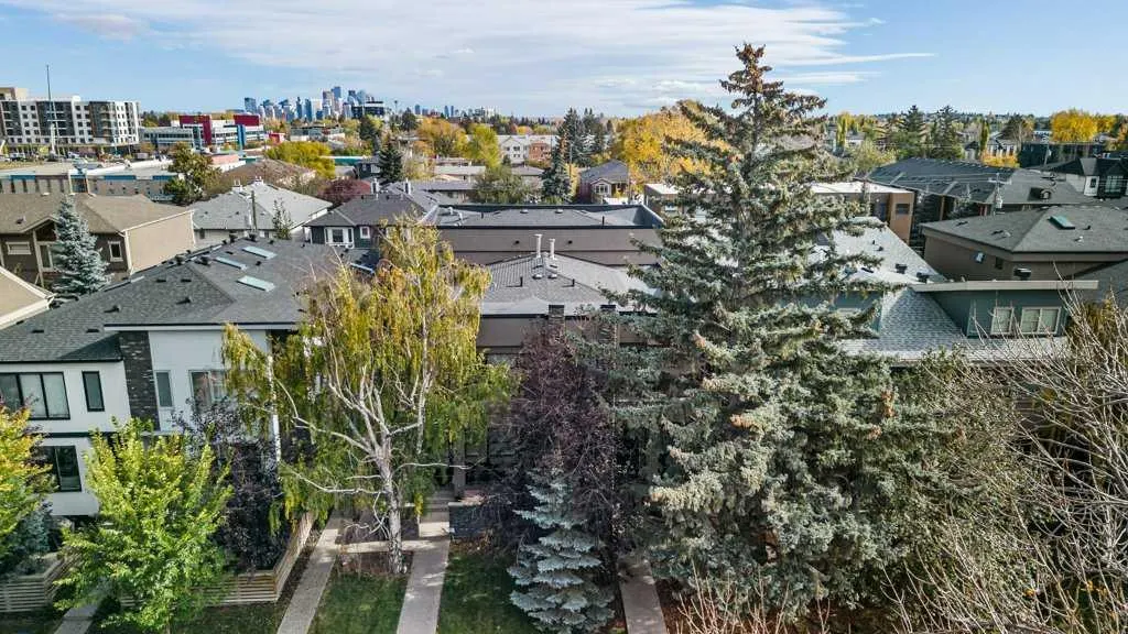 1926 36 Street SW, #2