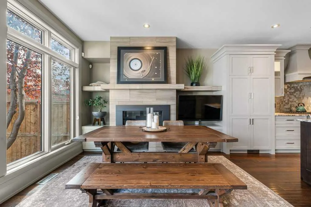 1926 36 Street SW, #2