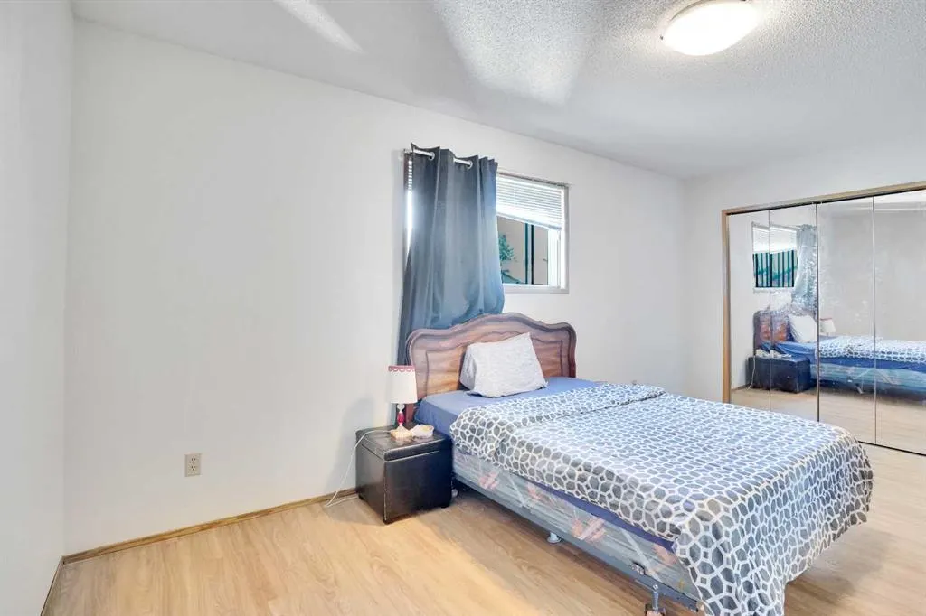 52 Erin Park Drive SE
