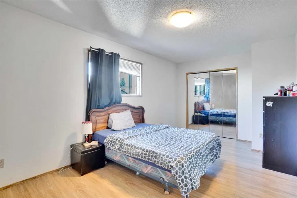 52 Erin Park Drive SE