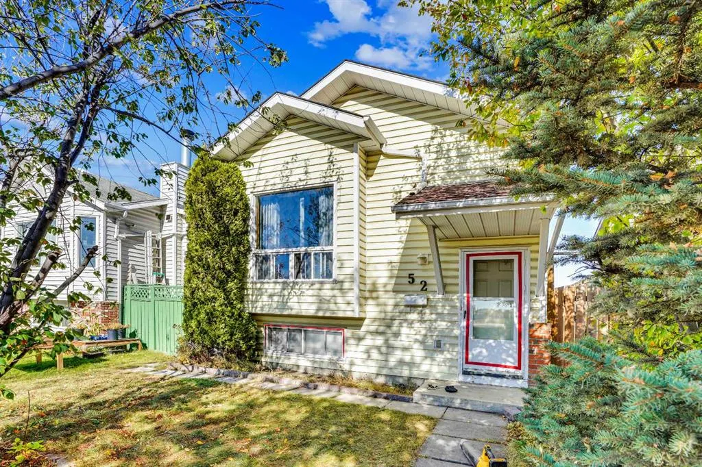 52 Erin Park Drive SE