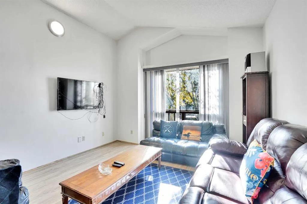 52 Erin Park Drive SE