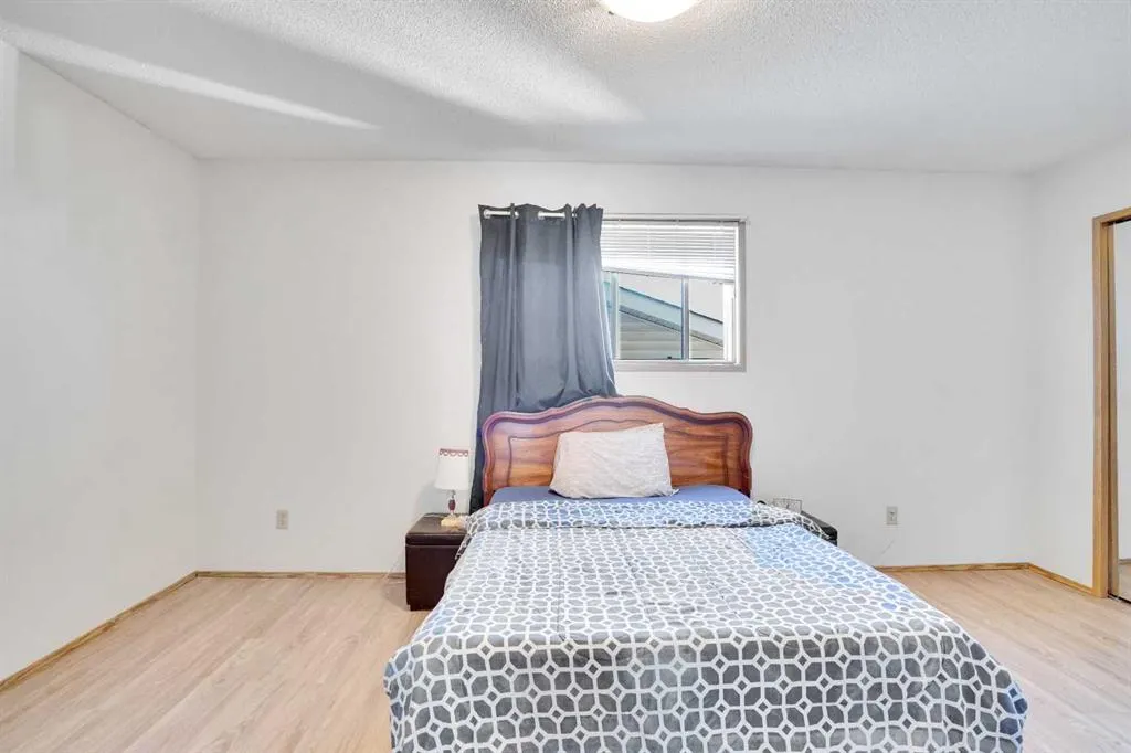 52 Erin Park Drive SE