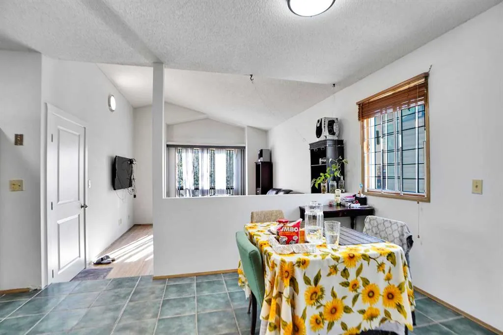 52 Erin Park Drive SE