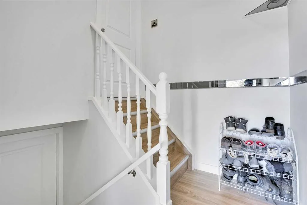 52 Erin Park Drive SE