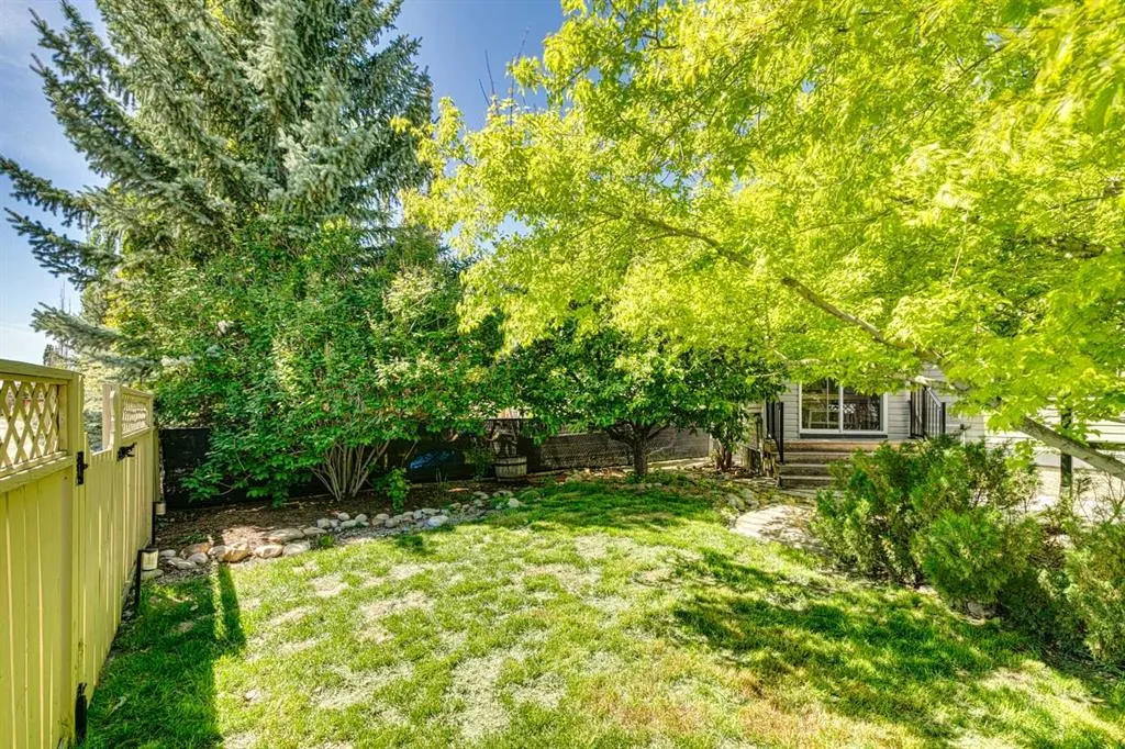 219 Chapalina Place SE
