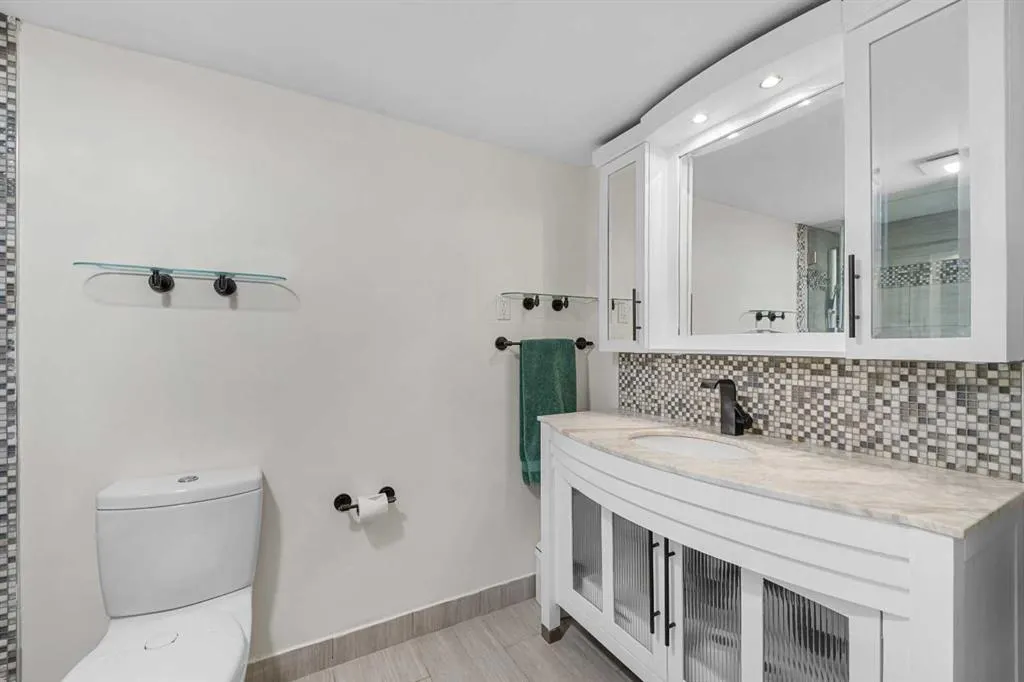 1100 8 Avenue SW, #604