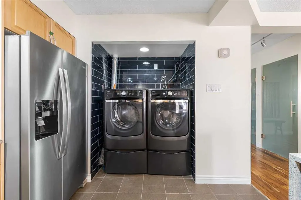 1100 8 Avenue SW, #604