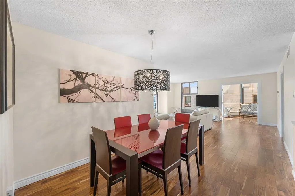 1100 8 Avenue SW, #604
