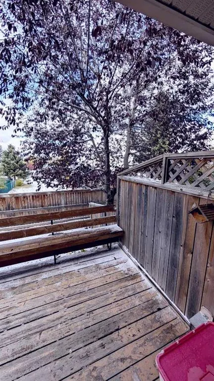 12 Shawbrooke Court SW