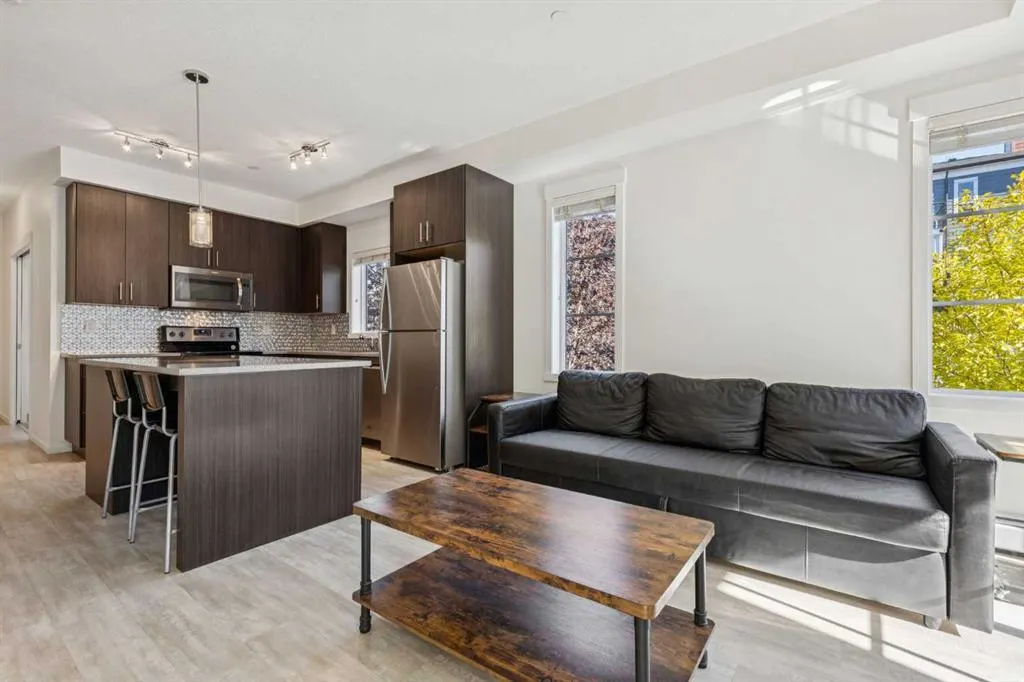 215 Legacy Boulevard SE, #3211