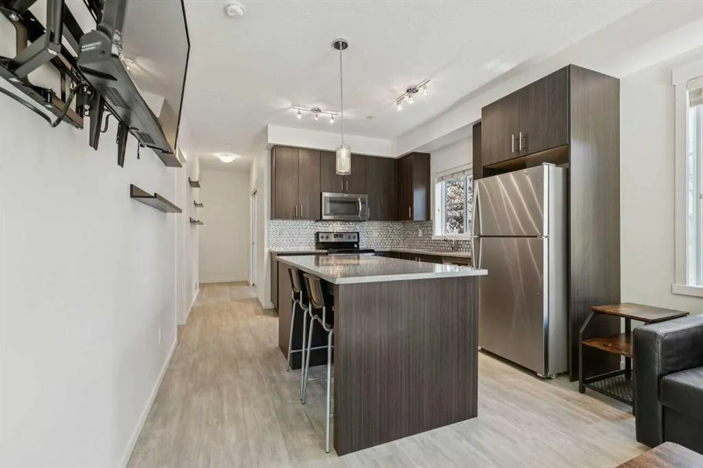 215 Legacy Boulevard SE, #3211