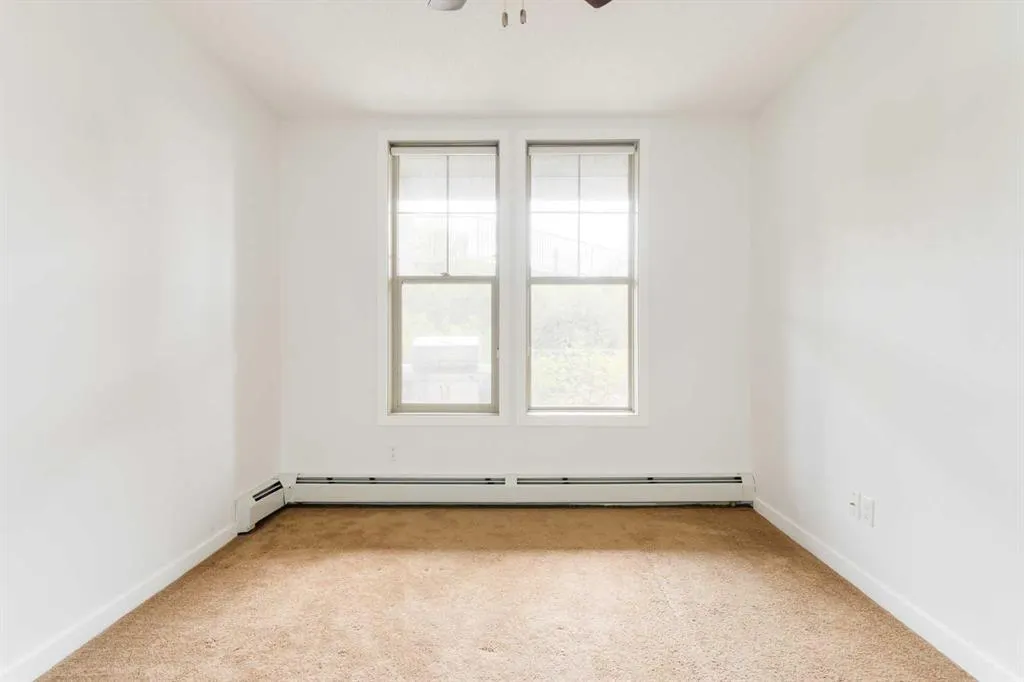 207 Sunset Drive, #111