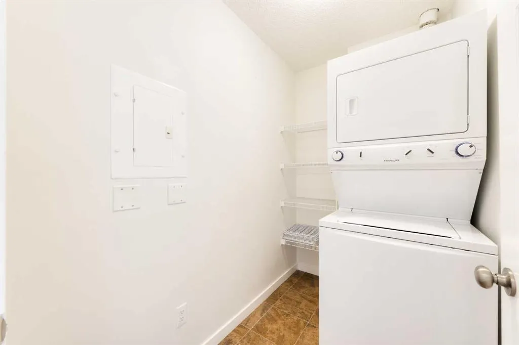 207 Sunset Drive, #111