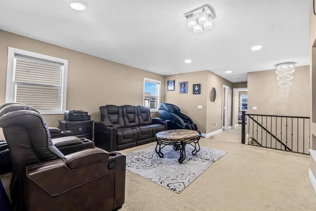 39 Cornerstone Gardens NE