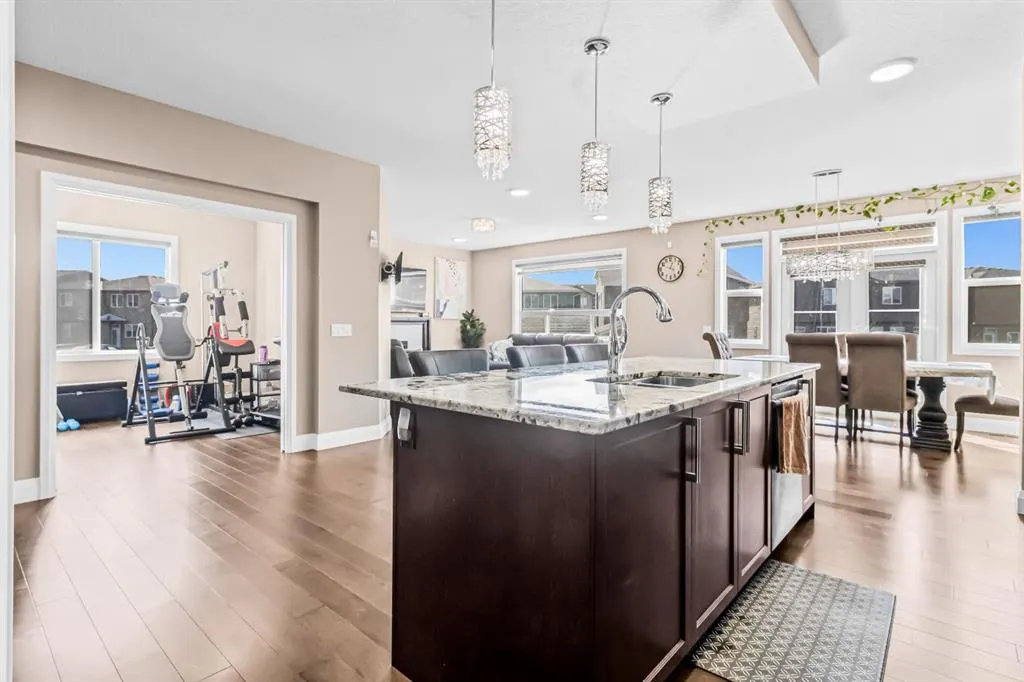 39 Cornerstone Gardens NE