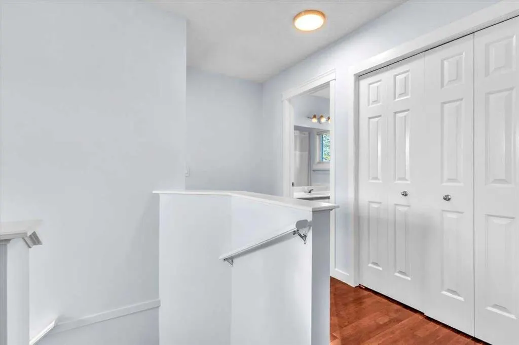 37 Douglasbank Rise SE