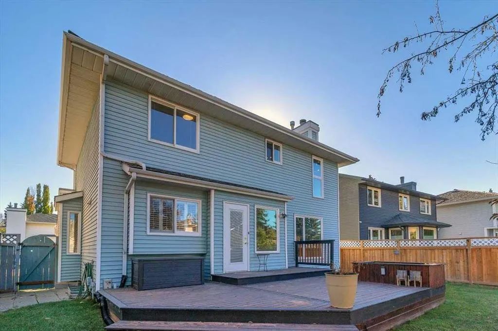 37 Douglasbank Rise SE