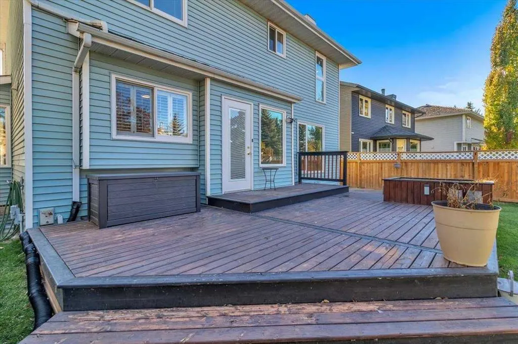 37 Douglasbank Rise SE