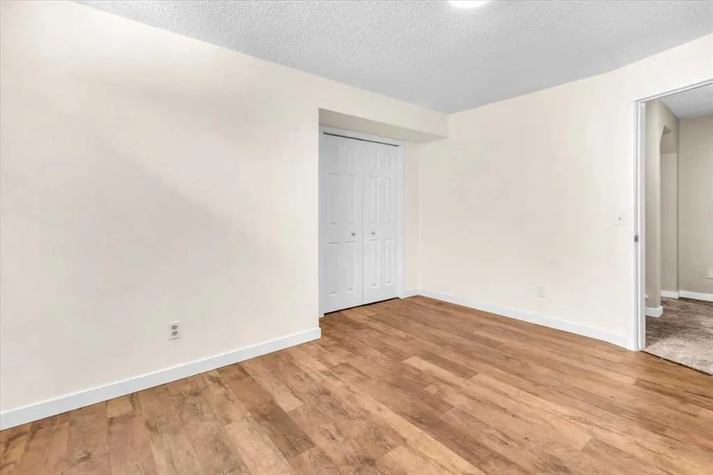 37 Douglasbank Rise SE
