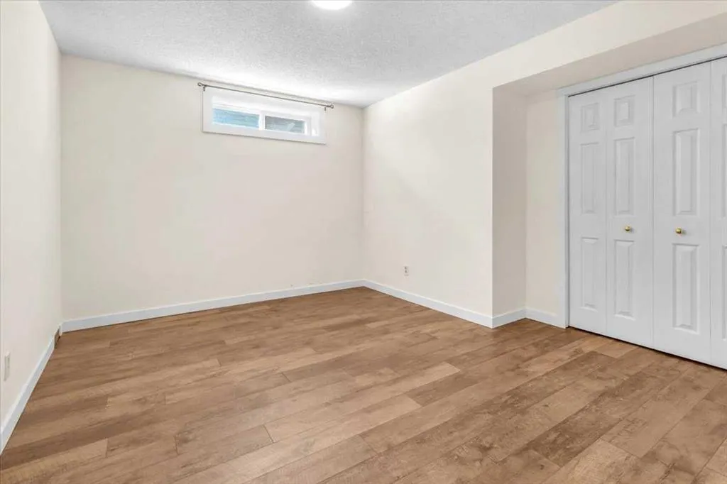 37 Douglasbank Rise SE