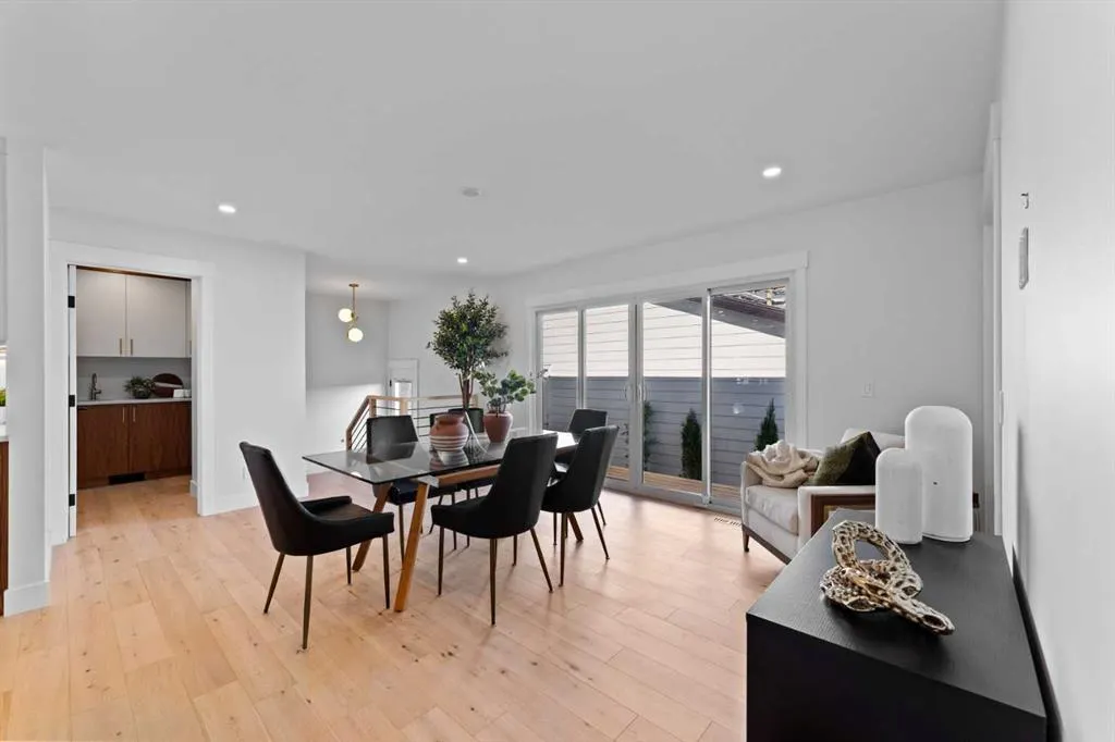1275 Lake Sundance Crescent SE