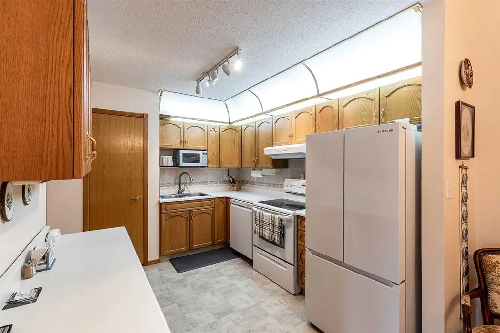 22 Park Meadows Drive SE, #414
