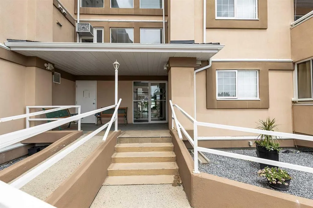 22 Park Meadows Drive SE, #414