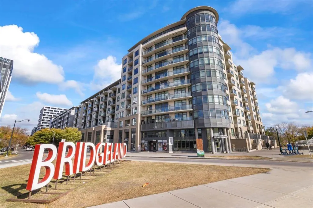 38 9 Street NE, #401