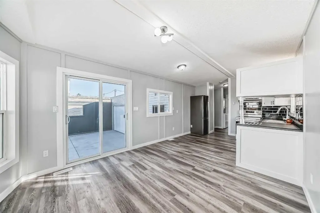 2106 50 Avenue SE, #27