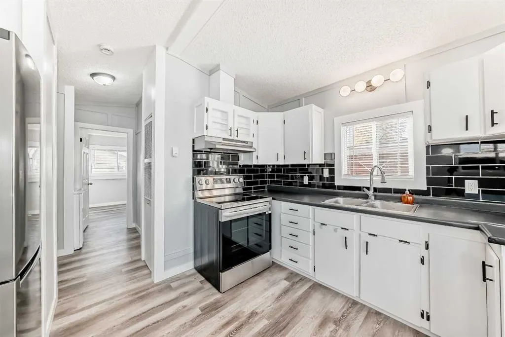 2106 50 Avenue SE, #27