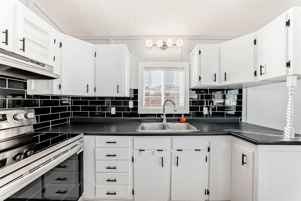 2106 50 Avenue SE, #27