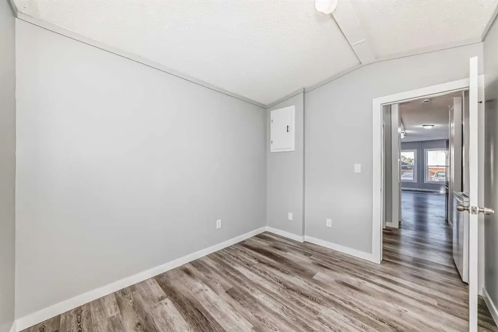 2106 50 Avenue SE, #27