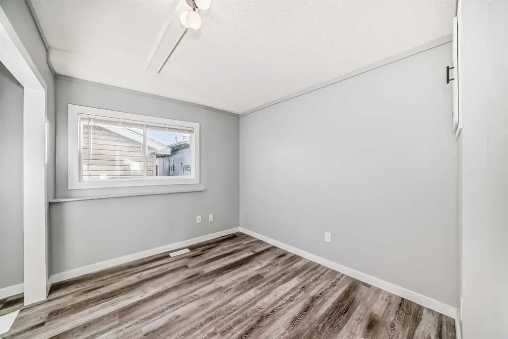 2106 50 Avenue SE, #27
