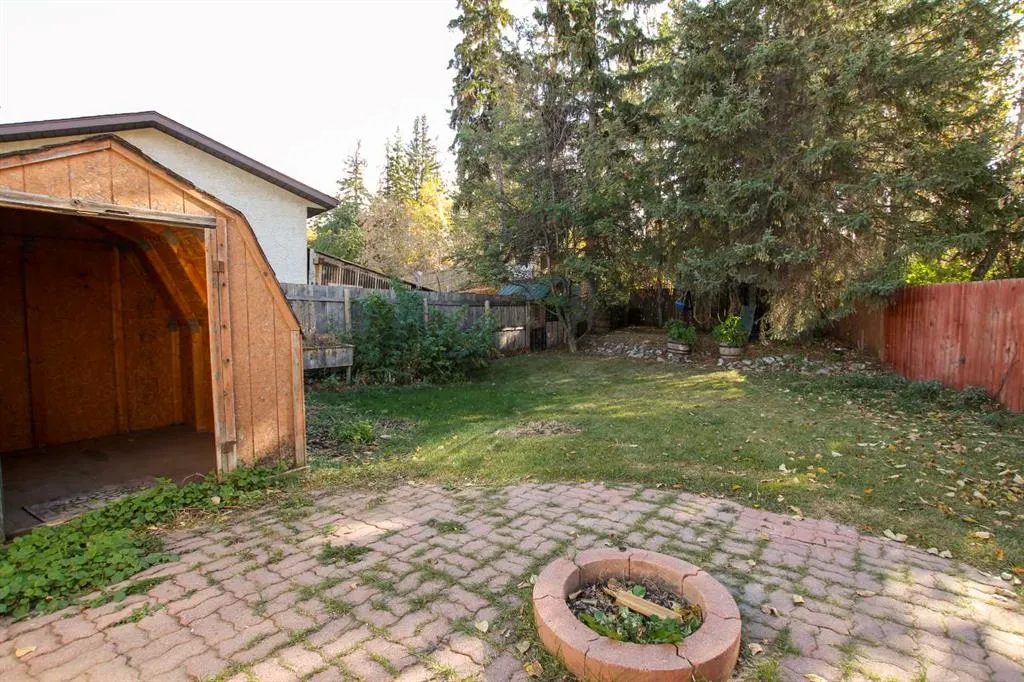 27 Gregson Crescent