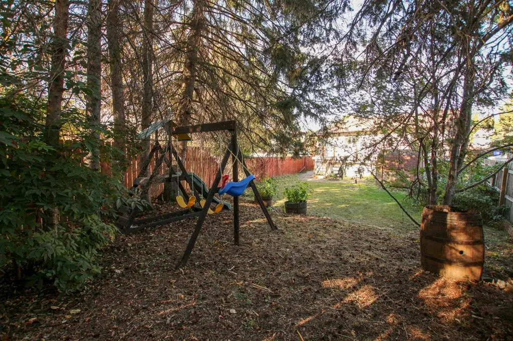 27 Gregson Crescent