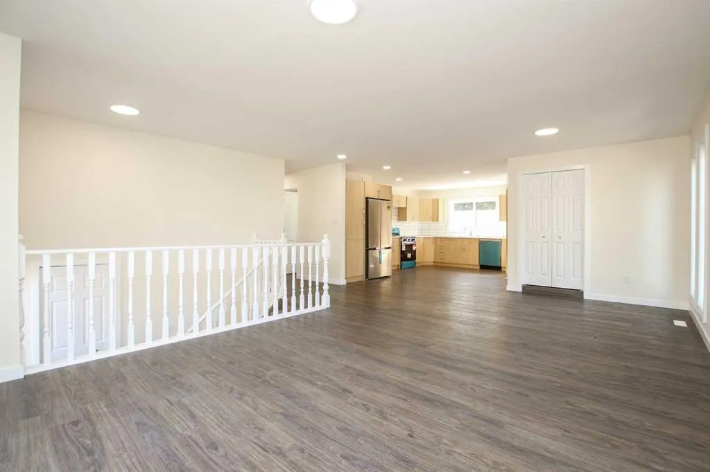 27 Gregson Crescent