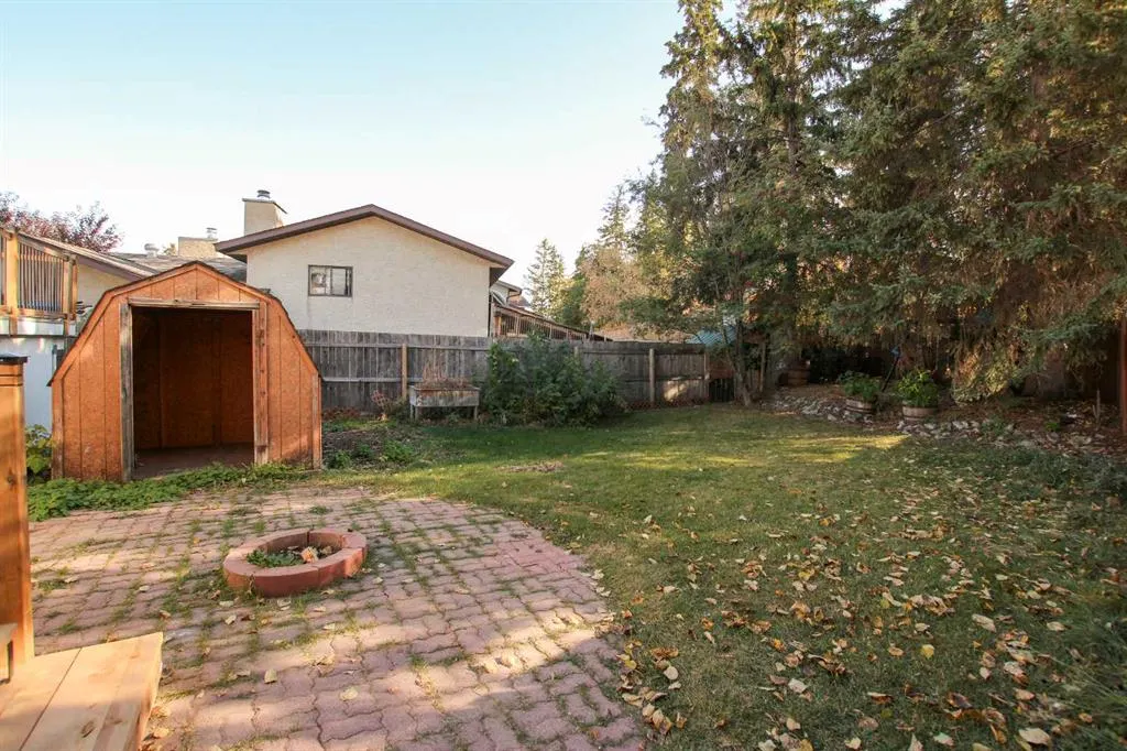 27 Gregson Crescent