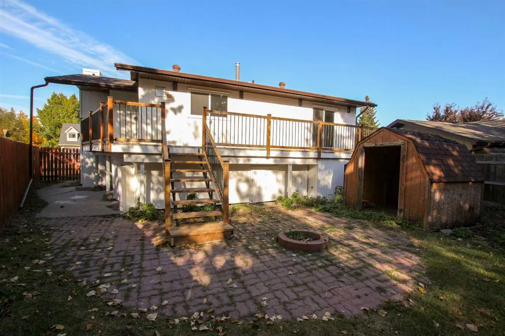27 Gregson Crescent