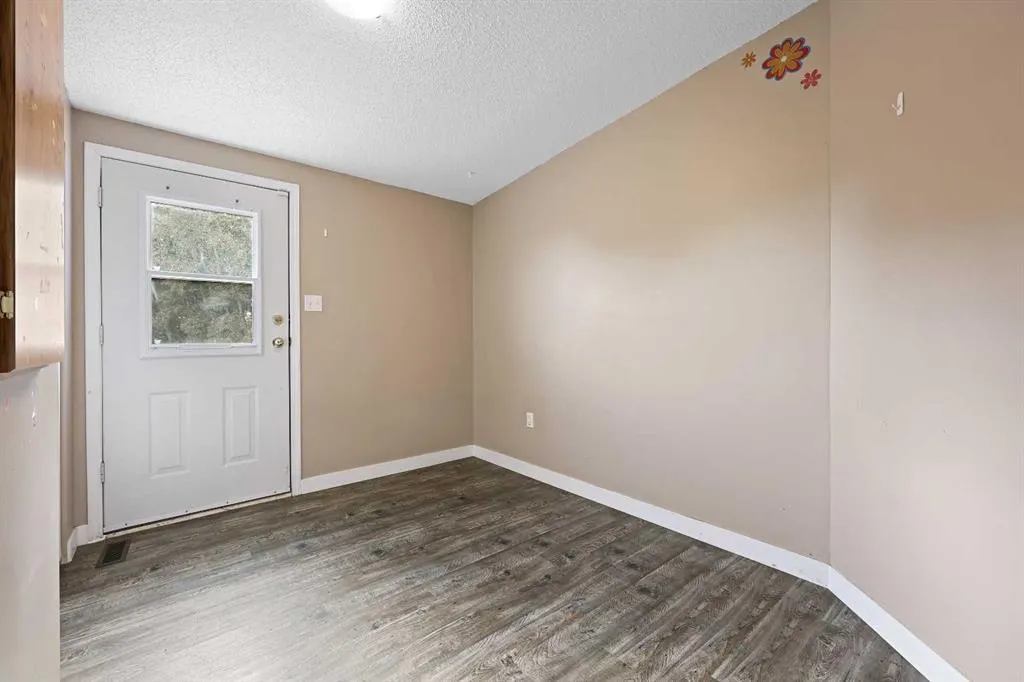 25113 Twp Rd 272