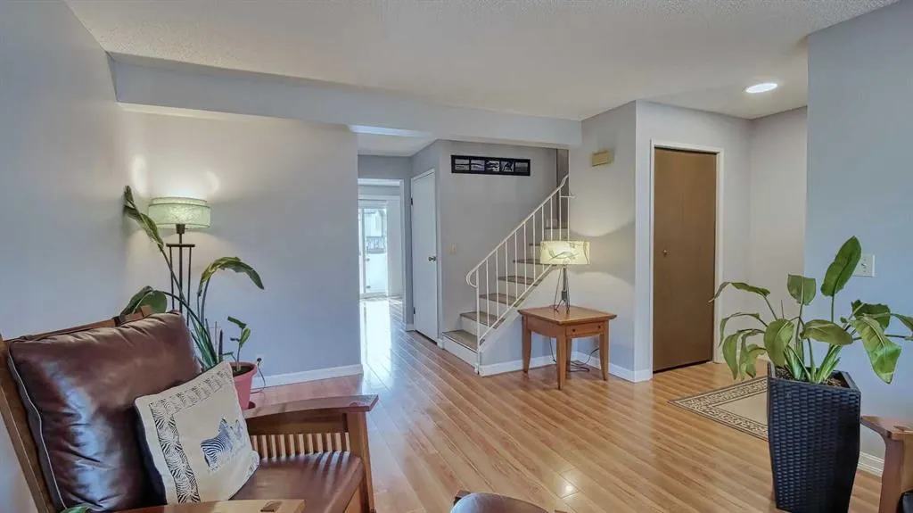 123 Woodsman Lane SW