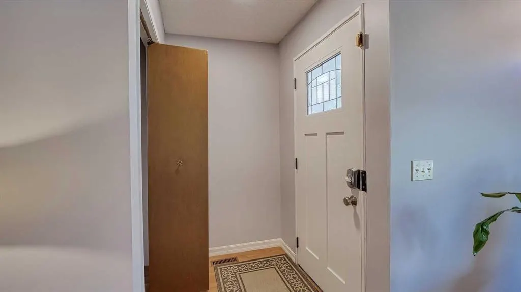 123 Woodsman Lane SW