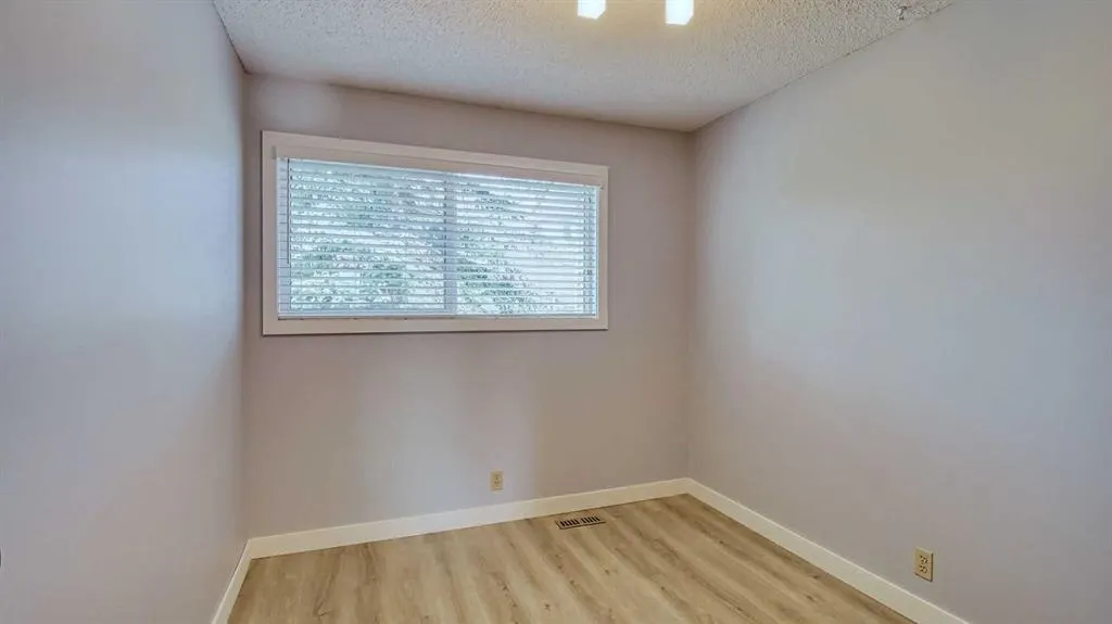123 Woodsman Lane SW