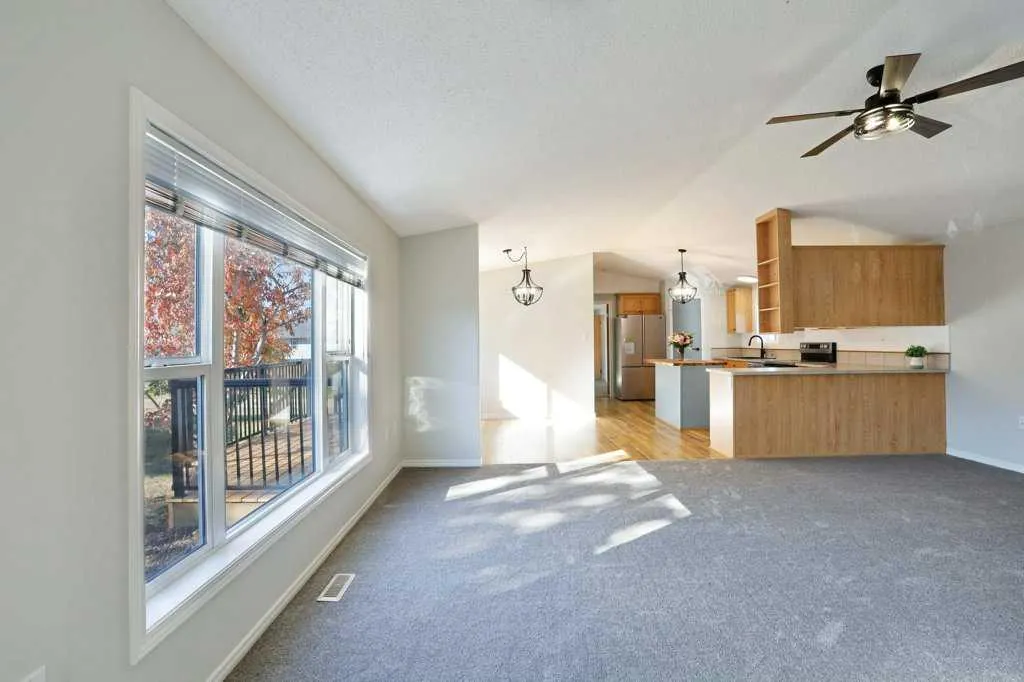 57 RoseGlen Drive