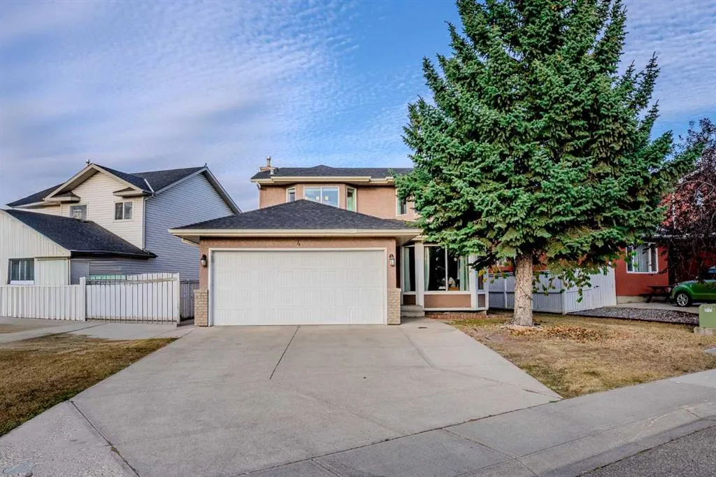 4 Del Ray Crescent NE