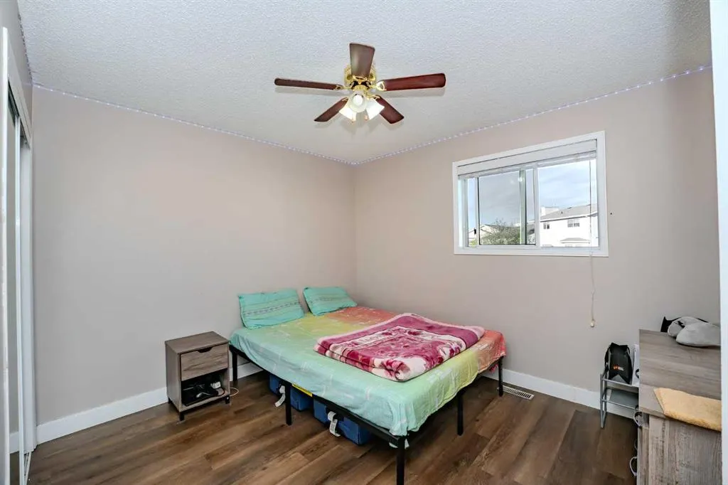 4 Del Ray Crescent NE