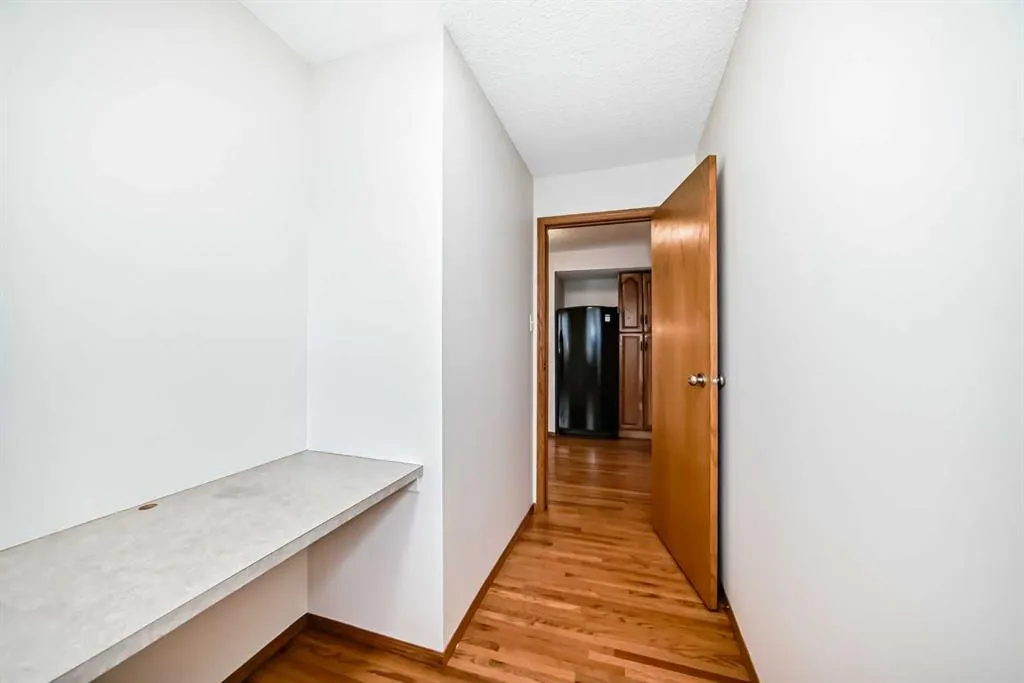 603 Mariposa Place
