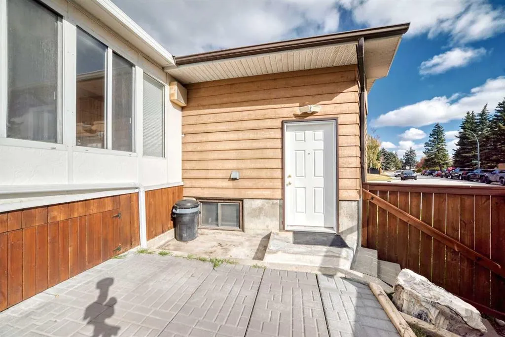603 Mariposa Place