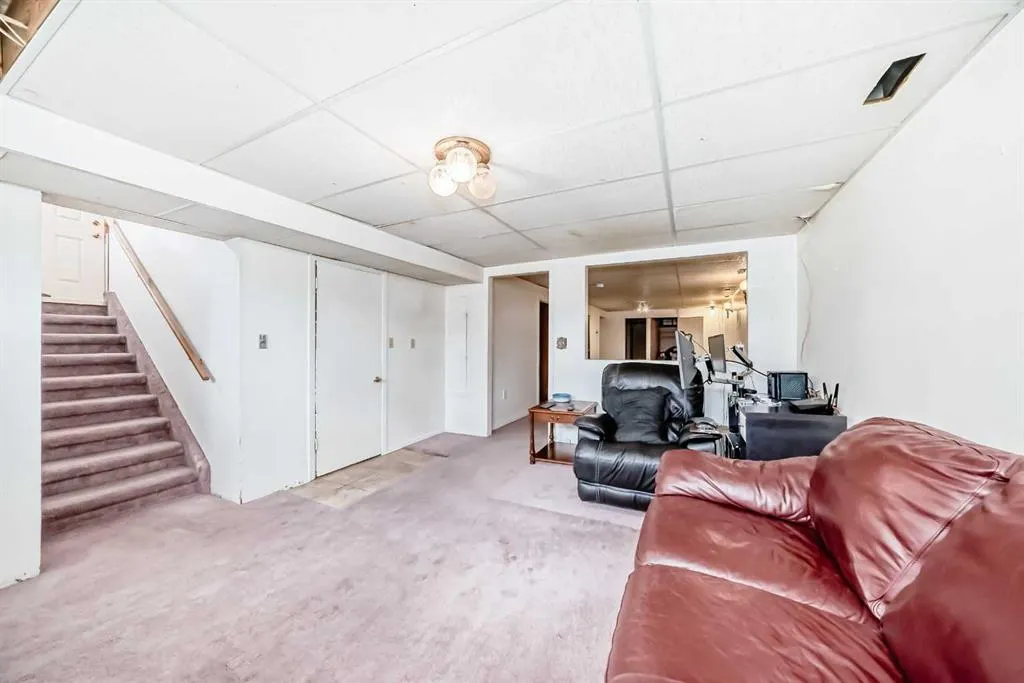 603 Mariposa Place