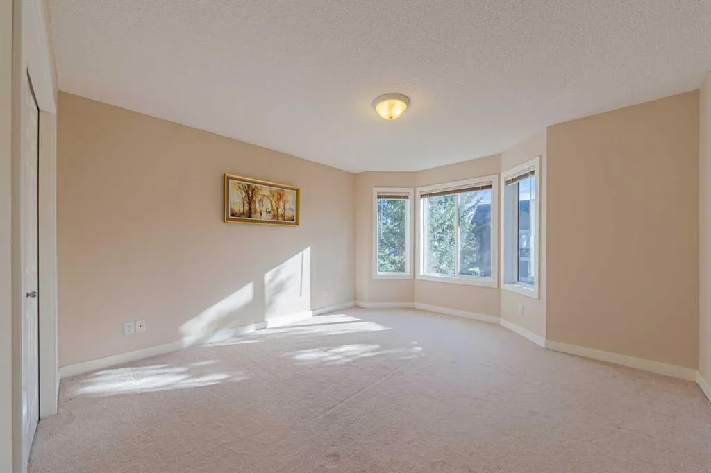 19 Sandarac Road NW